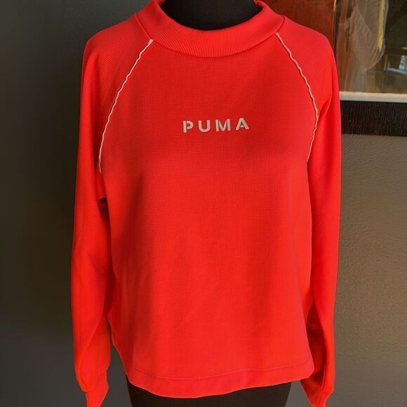 Puma bright orange logo fleece lined smooth mini-waffle top. Large. - Picture 2 of 6